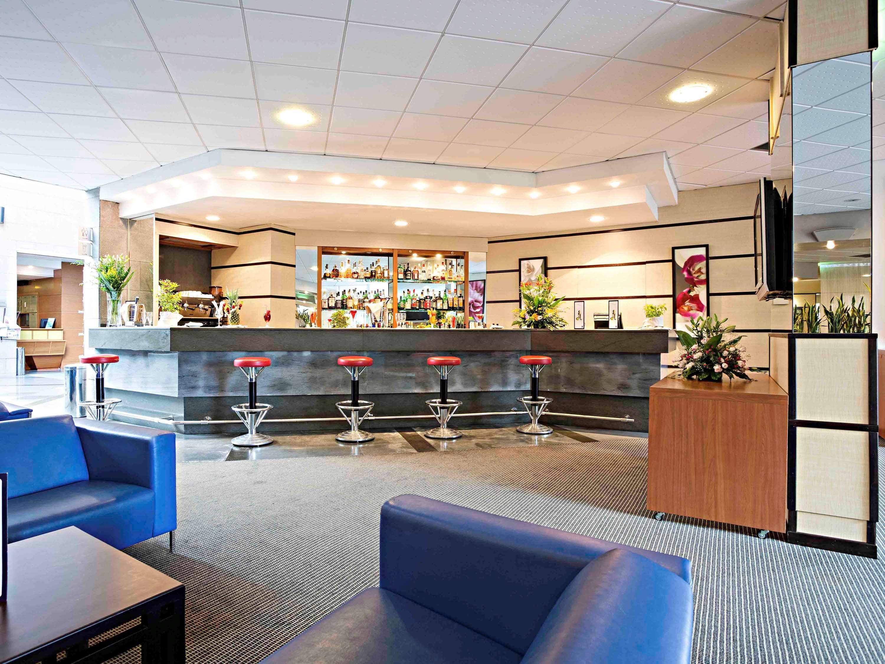 Novotel Caserta Sud Esterno foto