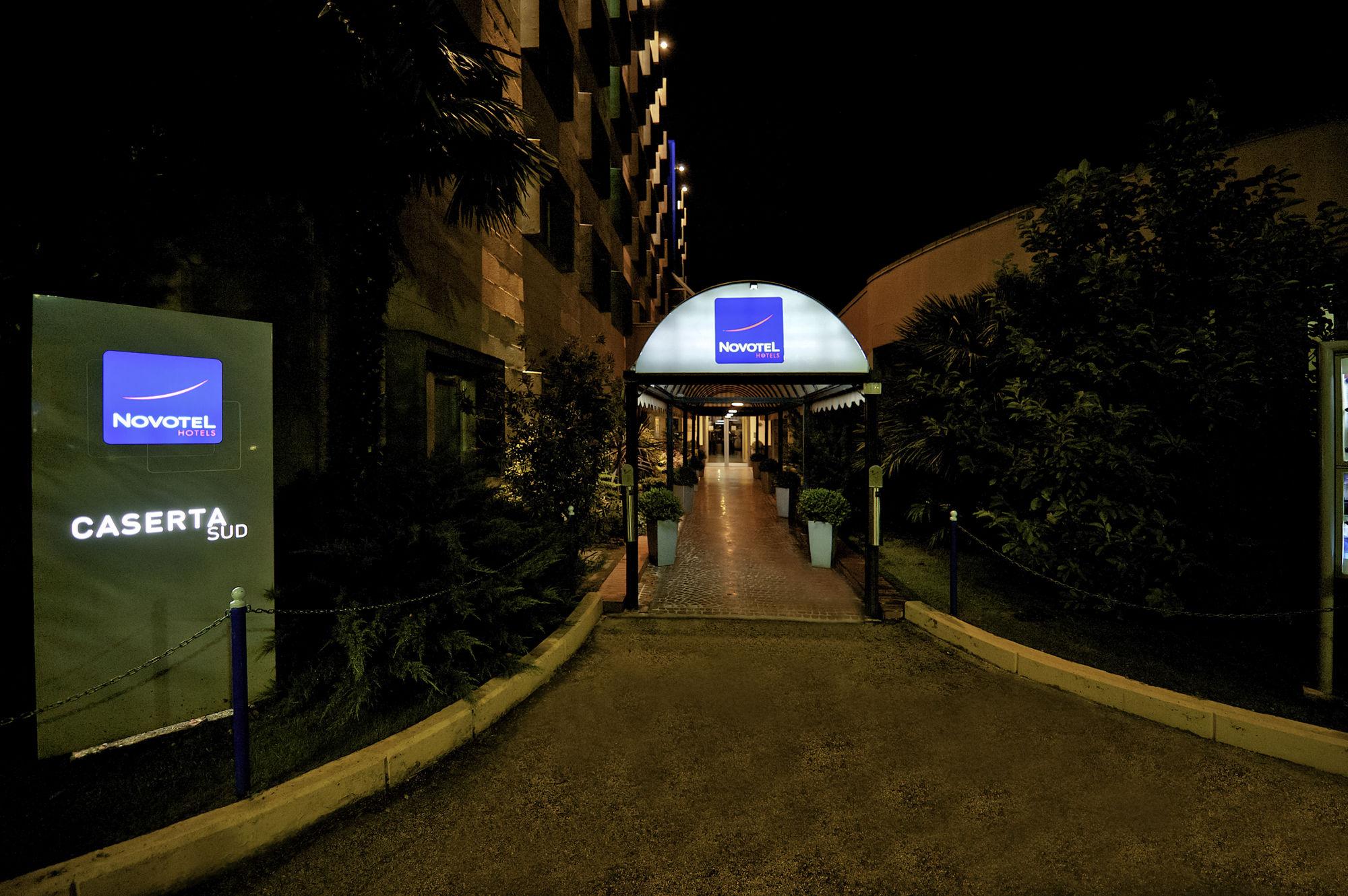 Novotel Caserta Sud Esterno foto