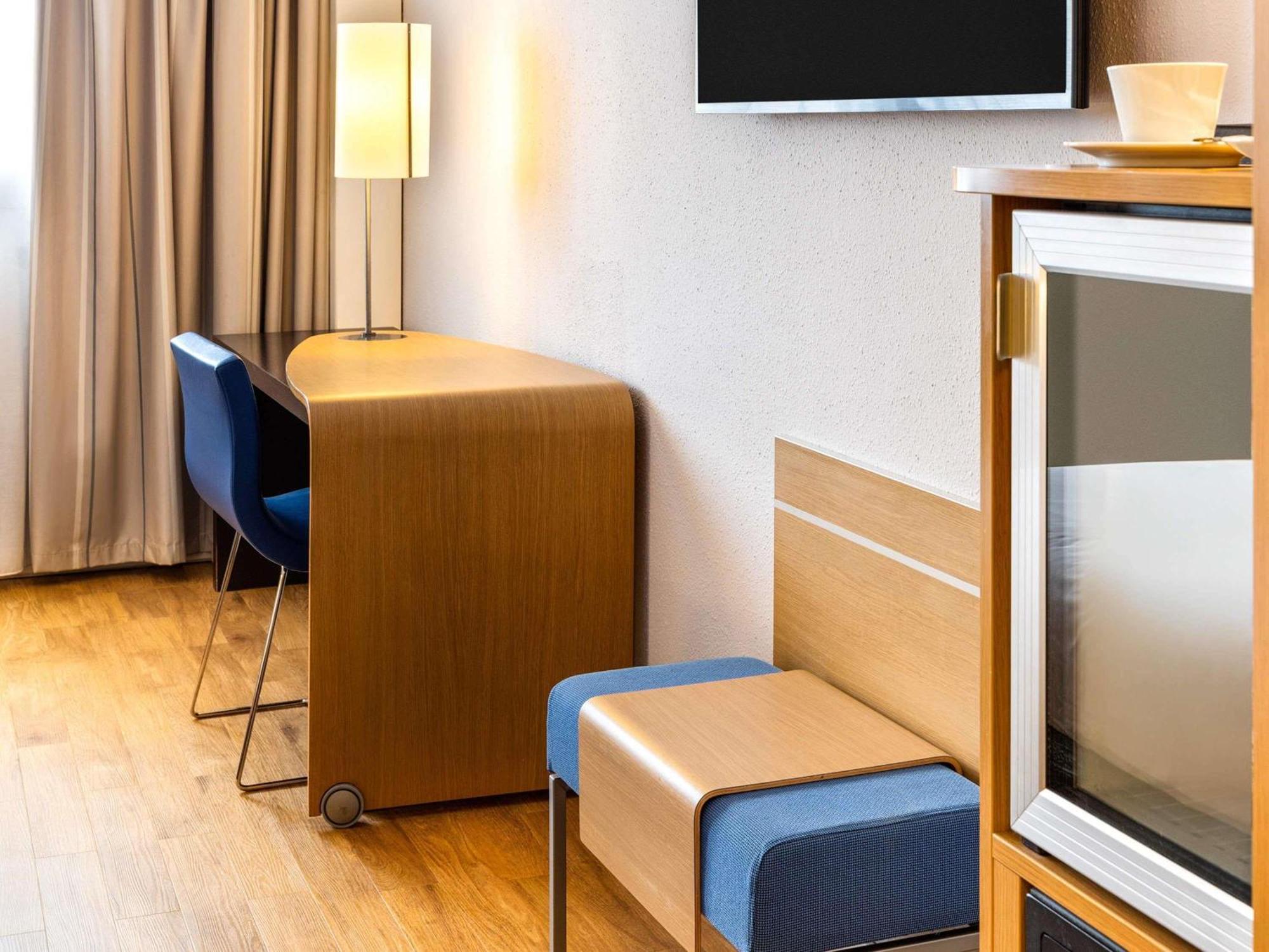 Novotel Caserta Sud Esterno foto