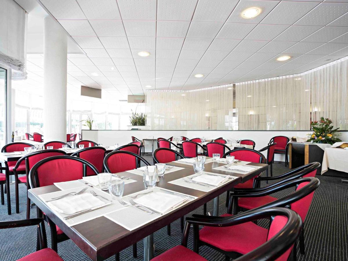 Novotel Caserta Sud Esterno foto